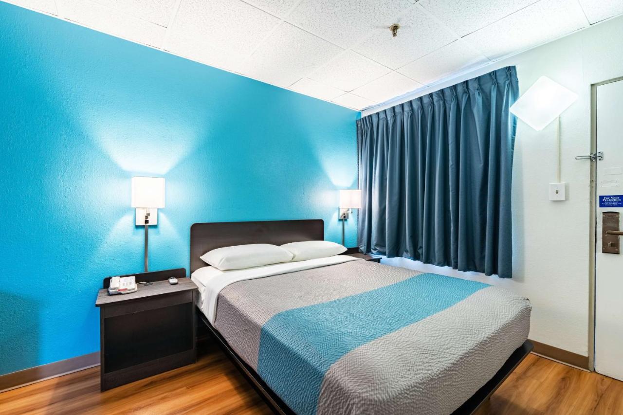 Motel 6-Elmsford, Ny - White Plains Zewnętrze zdjęcie