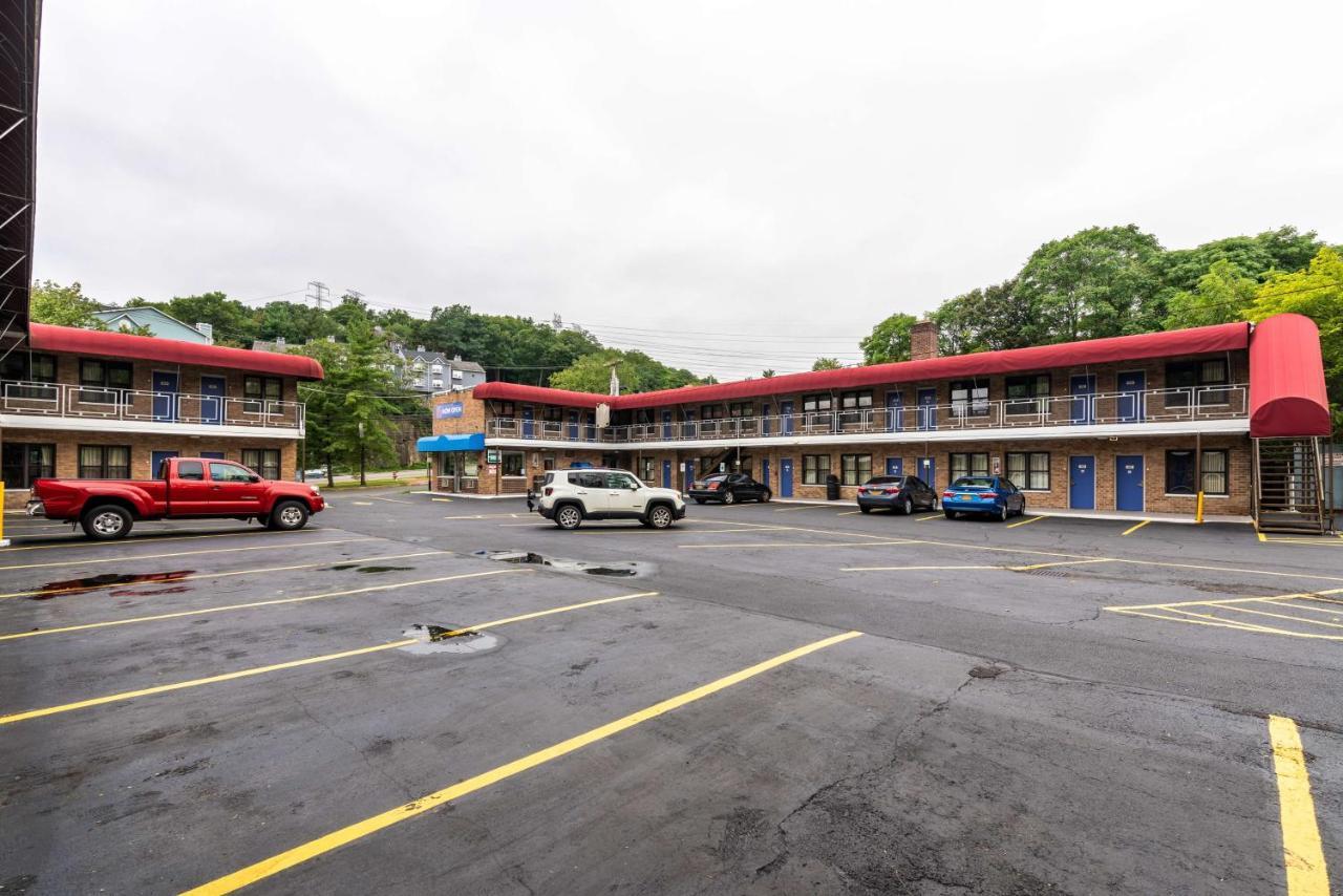 Motel 6-Elmsford, Ny - White Plains Zewnętrze zdjęcie